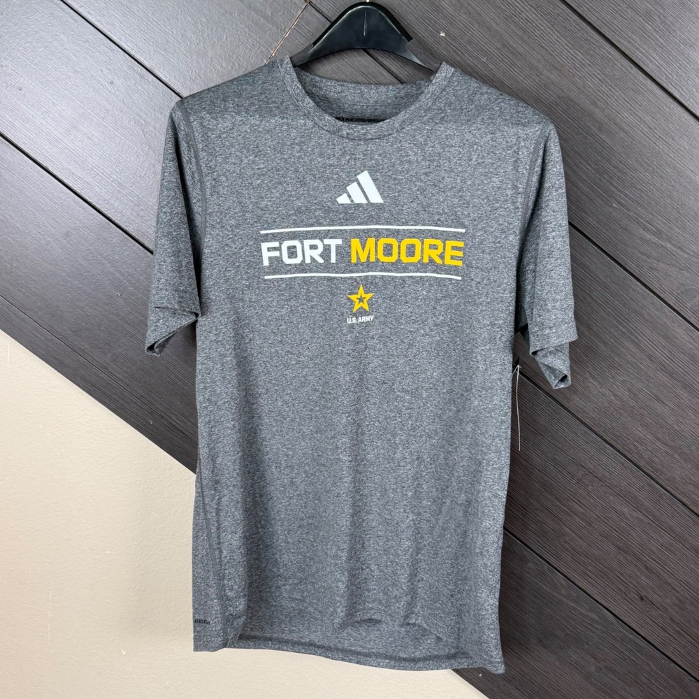 Adidas Fort Moore U.S. Army Men's Medium Gray Climalite Performance T-Shirt NWT
